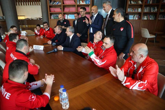 Down Sendromlular Futsal Milli Takımı’nda Hedef Dünya Şampiyonluğu