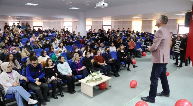Dpü’de “Eğitimde Motivasyon Ve Stres Yönetimi” Etkinliği