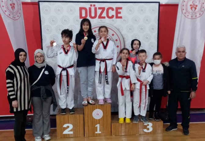 Taekwondo Anadolu Yıldızlar Ligi Düzce Seçmesi Yapıldı