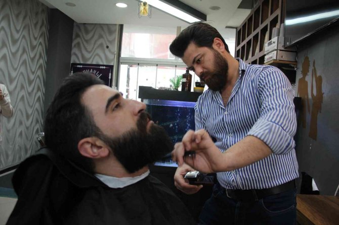 Türkiye Şampiyonu Kuaför, Dünya Şampiyonasına Hazırlanıyor
