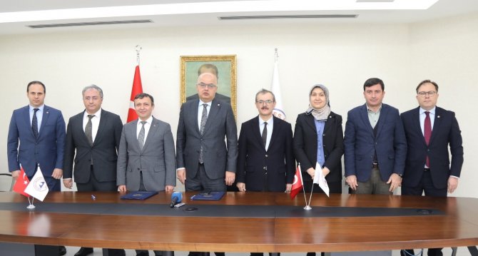 Erü İle Eti Maden İ̇şletmeleri Genel Müdürlüğü Arasında İ̇şbirliği Protokolü İ̇mzalandı