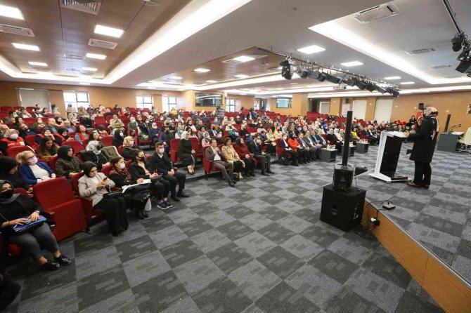 Gaziosmanpaşa Belediyesi Üreten Kadınları Destekliyor