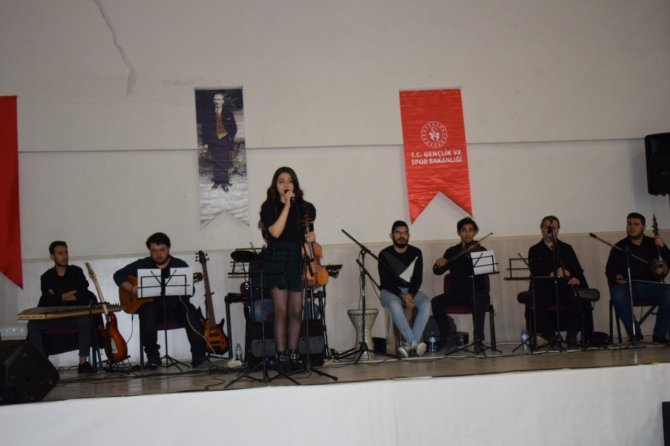 Gençler Arası Ses Ve İ̇cra Yarışması Büyük İlgi Gördü