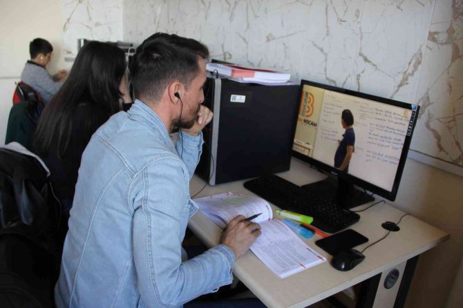 Hakkari’de ‘Kütüphane Haftası’ Etkinlikleri