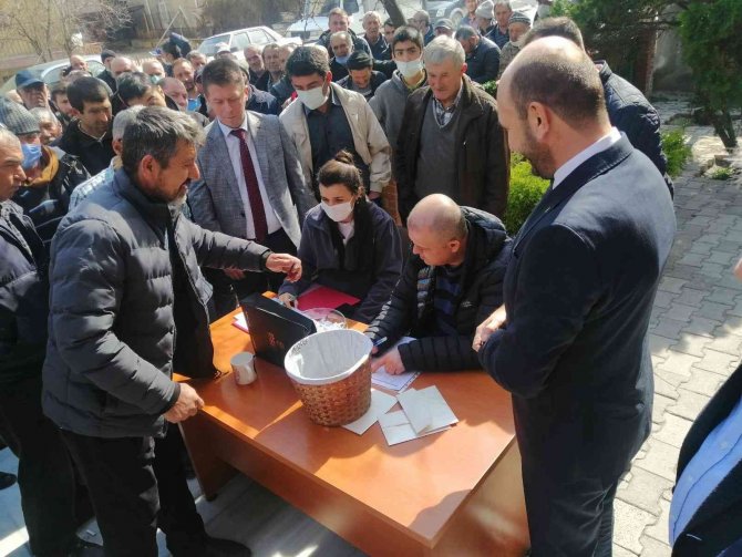 Balıkesir’de Hibe Koçlar İçin Kura Çekimi Yapıldı