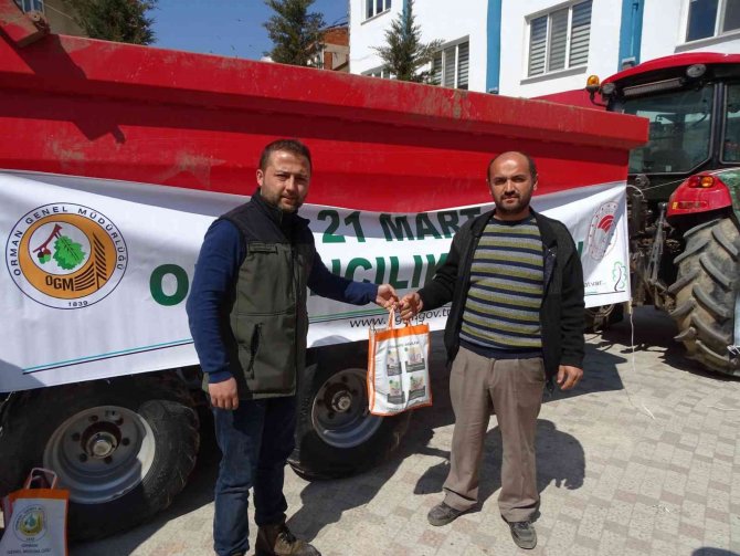 Hisarcık’ta Bin 500 Fidan Dağıtıldı