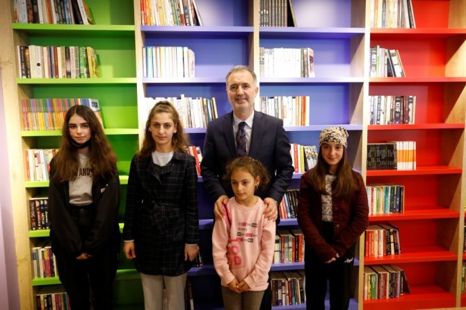 Geleceğin Temelleri İ̇negöl Belediyesi Kütüphanelerinde Atılıyor