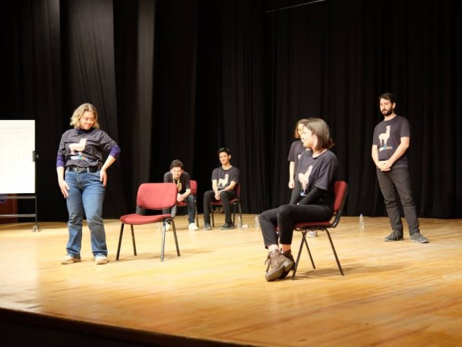 Üniversiteli Gençlerden Tiyatro Festivali