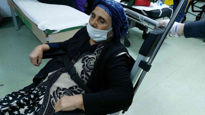 Annesini Hastanede Darp Etti