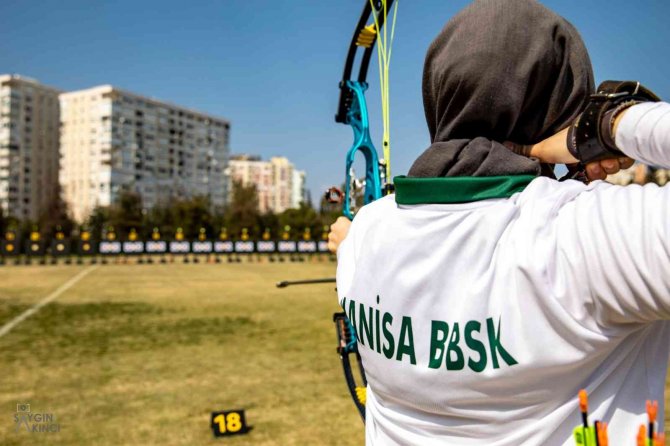 Manisa Büyükşehir’in Okçusu Antalya’dan Madalyayla Döndü