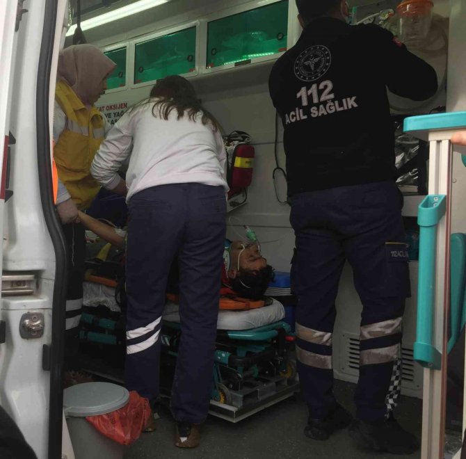 Manisa’da Kanalizasyon Çalışması Sırasında Göçük: 2 Yaralı