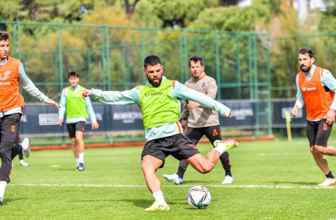 Medipol Başakşehir, Yeni Malatyaspor Maçı Hazırlıklarına Devam Etti