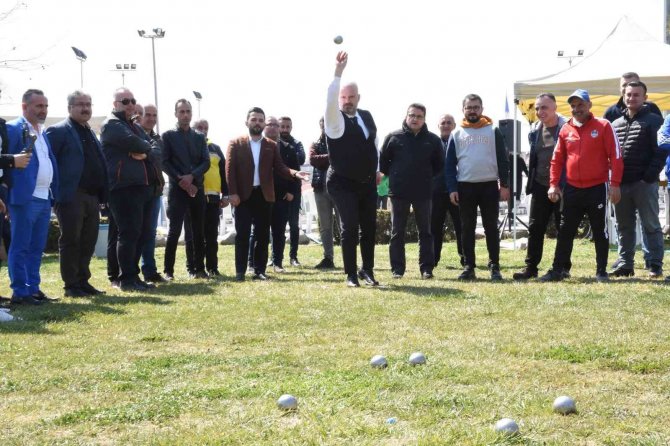 Menemen’de Bocce Heyecanı Yaşandı