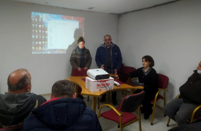 Üreticiye Bahar Öncesi Budama Eğitimi