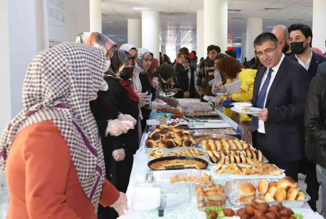 Nevü’de “Hayır Pazarı” Düzenlendi