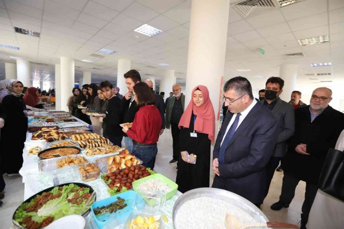 Nevü’de “Hayır Pazarı” Düzenlendi