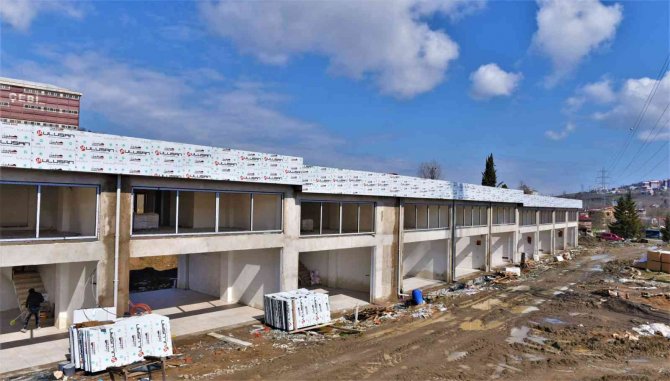 Altınordu’da Oto Galericiler Sitesinin Yüzde 50’si Tamamlandı