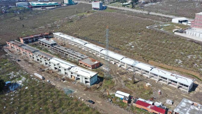 Altınordu’da Oto Galericiler Sitesinin Yüzde 50’si Tamamlandı