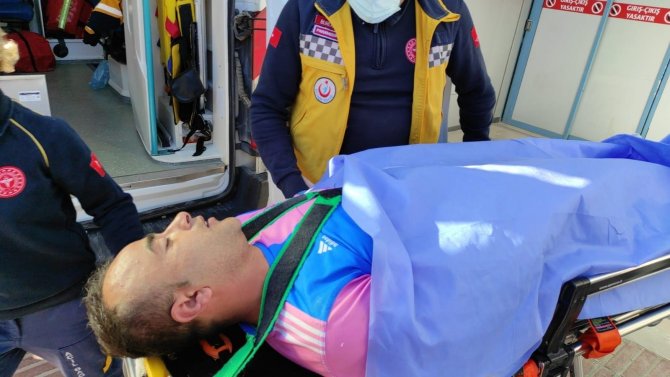 Amatör Futbol Maçında Kırmızı Kart Gören Sporcu Darp Edildi