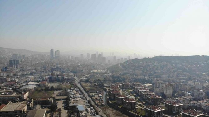İ̇stanbul’da Kirli Hava Ve Sis Havadan Görüntülendi