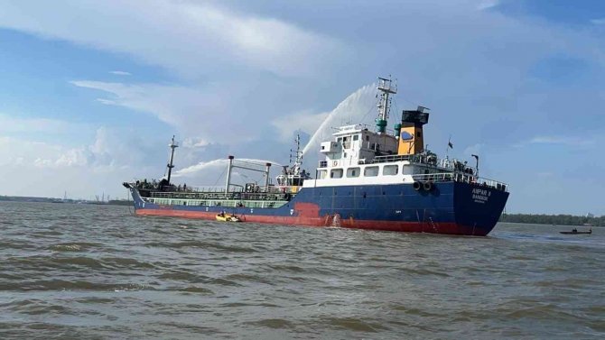 Tayland’da Petrol Tankeri Patladı: 1 Ölü