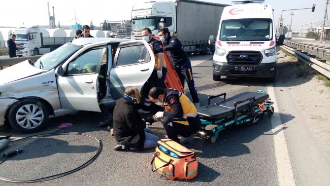 Hatalı Dönüş Faciayla Sonuçlandı: Baba Ve Oğlunu Ölüm Ayırdı