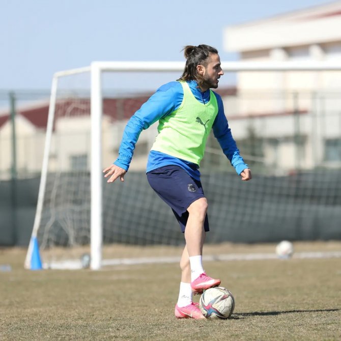 Afyonspor, Turgutluspor Deplasmanına Hazırlanıyor