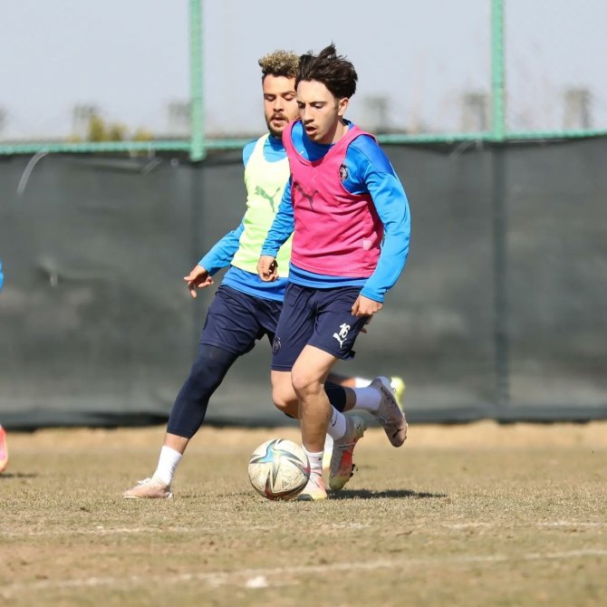 Afyonspor, Turgutluspor Deplasmanına Hazırlanıyor