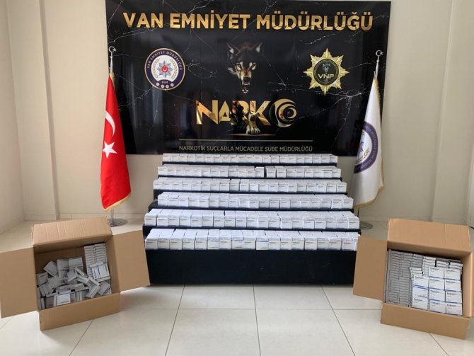 Van’da 87 Kilo Uyuşturucu Ve 27 Bin Adet Sentetik Ecza Ele Geçirildi