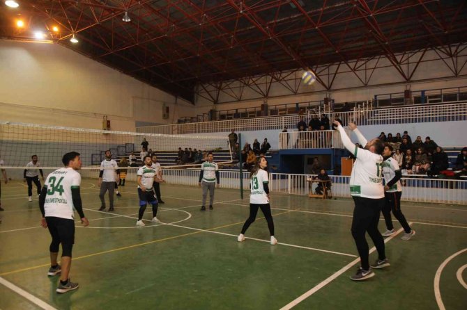 Başkale’de ‘Kurumlar Arası Voleybol Turnuvası’ Başladı
