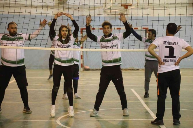 Başkale’de ‘Kurumlar Arası Voleybol Turnuvası’ Başladı