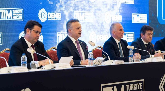 İ̇hracat Ailesi Denizli’de Bir Araya Geldi