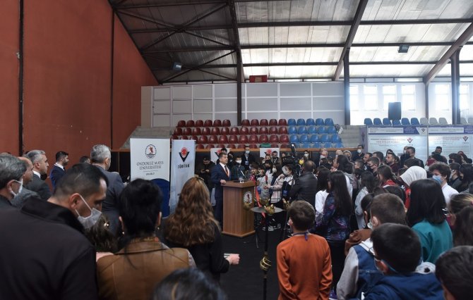 Ortaokul Öğrencilerinin Araştırma Projeleri Omü’de Sergileniyor