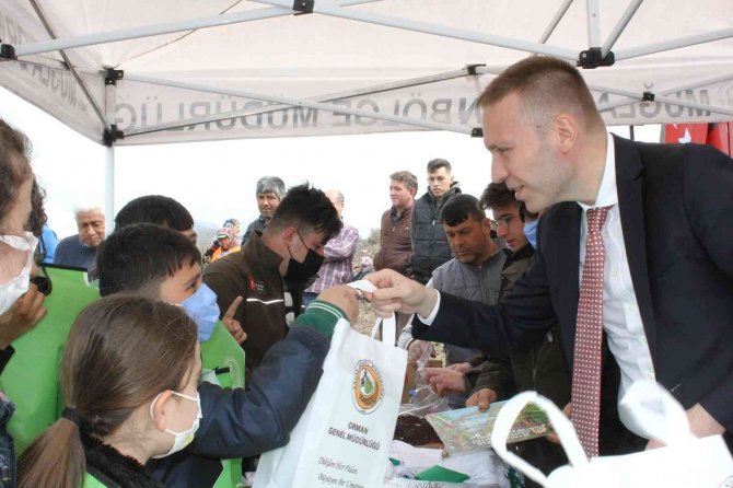 Milas’ta Binlerce Fidan Toprakla Buluştu