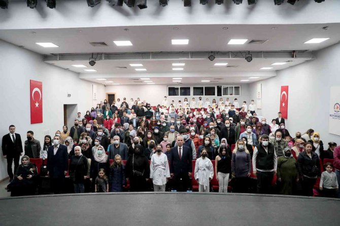 Büyükşehir Geleceğin Sporcularını Yetiştiriyor