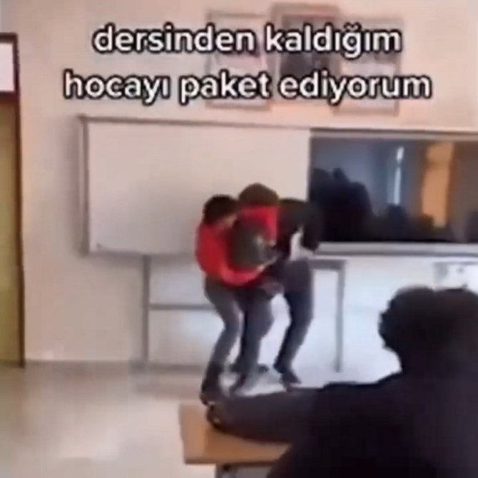 Sosyal Medyada Tepkiler Çığ Gibi Büyümüştü, İ̇l Milli Eğitim Müdürlüğünden Açıklama