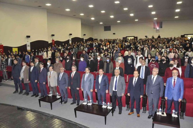 Cumhurbaşkanı Başdanışmanı Küçükyılmaz: “15 Temmuz’da Gençler Bu Ülkenin Geleceğini Kurtardı”