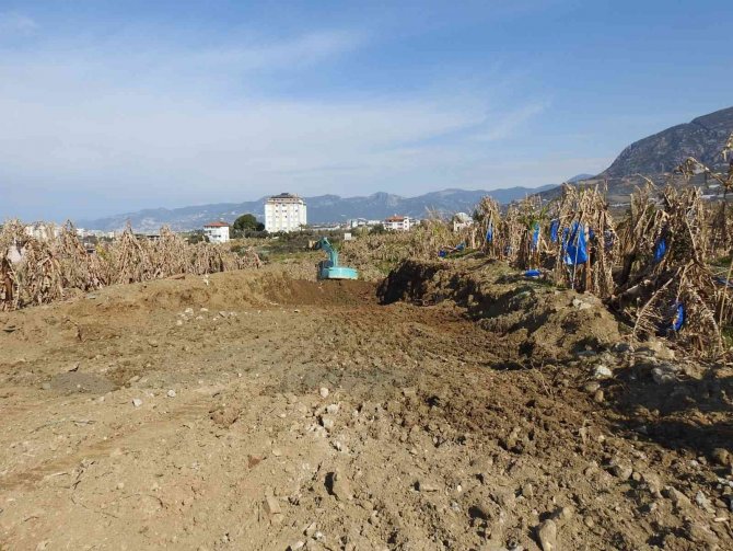 Alanya Mahmutlar’da İmar Yolu Çalışmaları Hızlandı