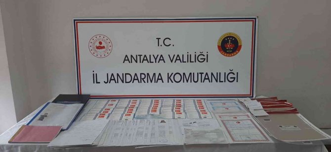 Antalya Ve İ̇stanbul’da Eş Zamanlı ‘Tefeci’ Operasyonu: 9 Gözaltı