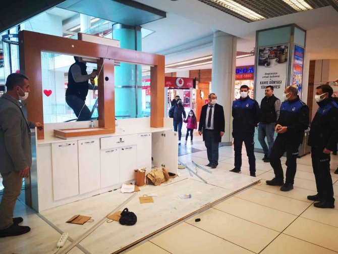 Başkan Bahadır’dan Avm’deki ‘Kaçak Standa’ Müdahale