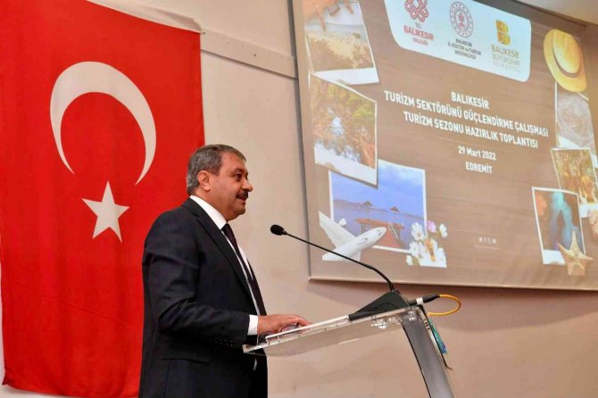 Balıkesir Valisi Hasan Şıldak’tan Toplantıya Katılmayan Turizmcilere Sitem