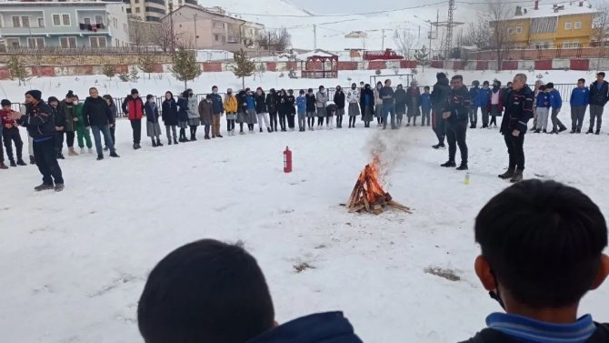 Bayburt’ta Gerçeğini Aratmayan Deprem Tatbikatı