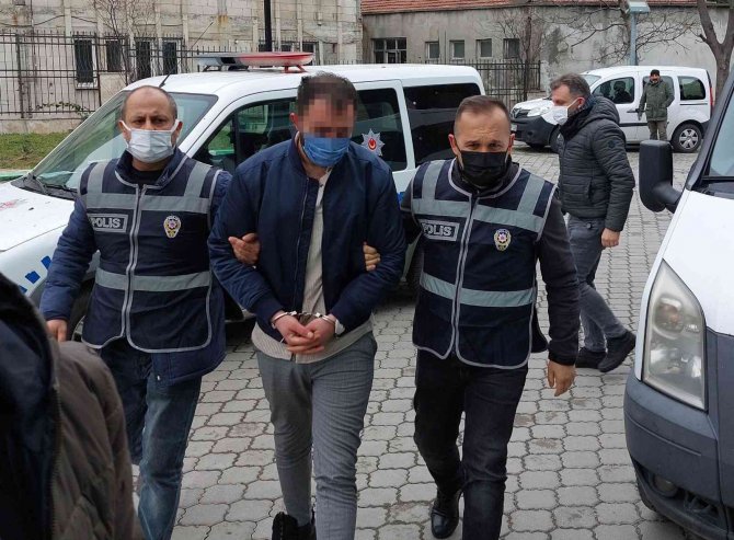 Onur Anıtı’na Saldıranlar Hakim Karşısında