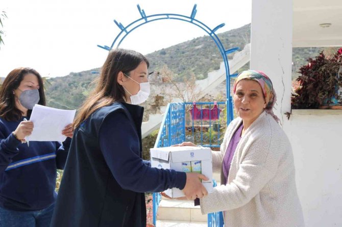 Bodrum’da Süt İçmeyen Çocuk Kalmayacak