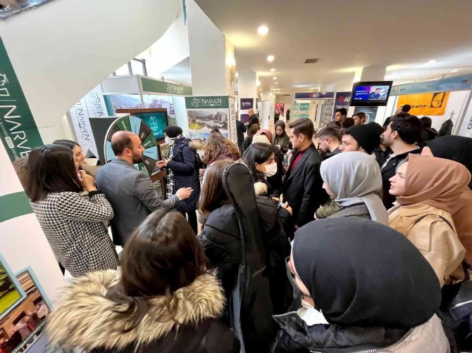 Narven Termal Kasaba’ya Batıfak’ta Yoğun İlgi