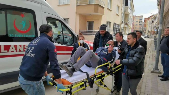 Otomobil İle Elektrikli Araç Çarpıştı: 1 Yaralı