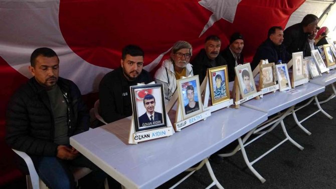 Aileler Direniyor, Evlatlarını 939 Gündür İstiyor