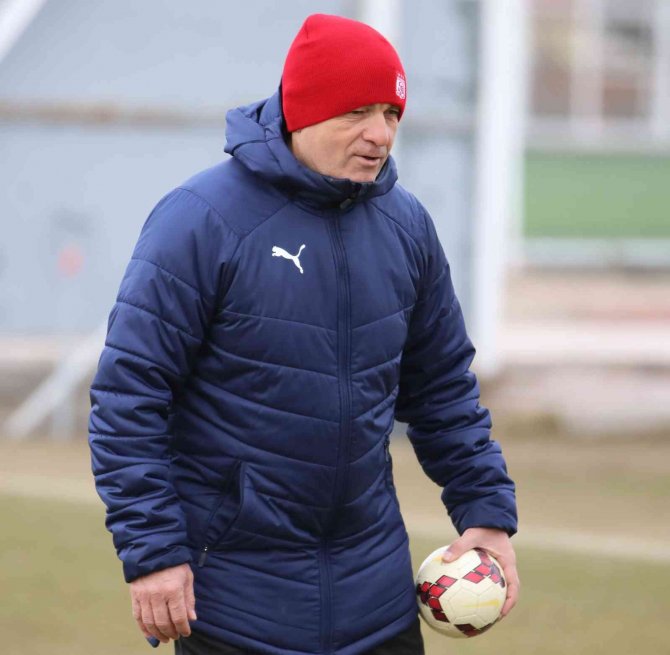Sivasspor’da Giresun Mesaisi