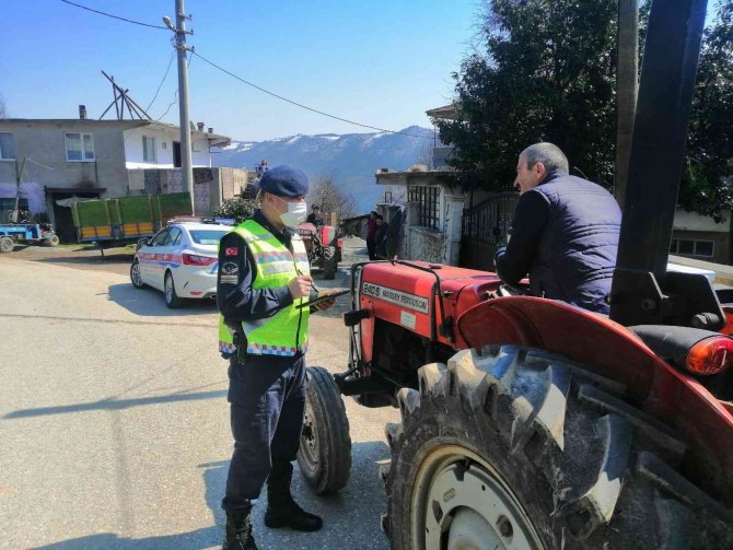 Jandarma Köy Yollarında Uygulama
