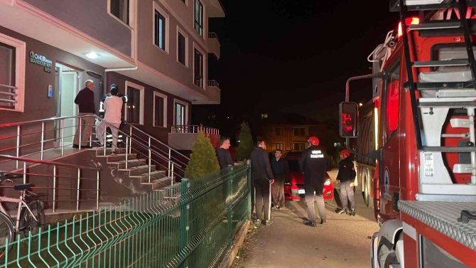Ocakta Unutulan Yemek, Apartmanı Ayağa Kaldırdı